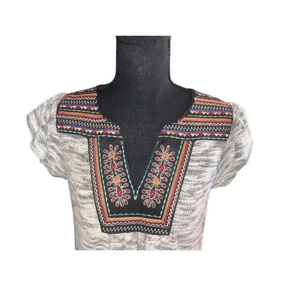 THML soft bohemian Aztec unique embroidered neck short sleeve mini dress M - Picture 2 of 6